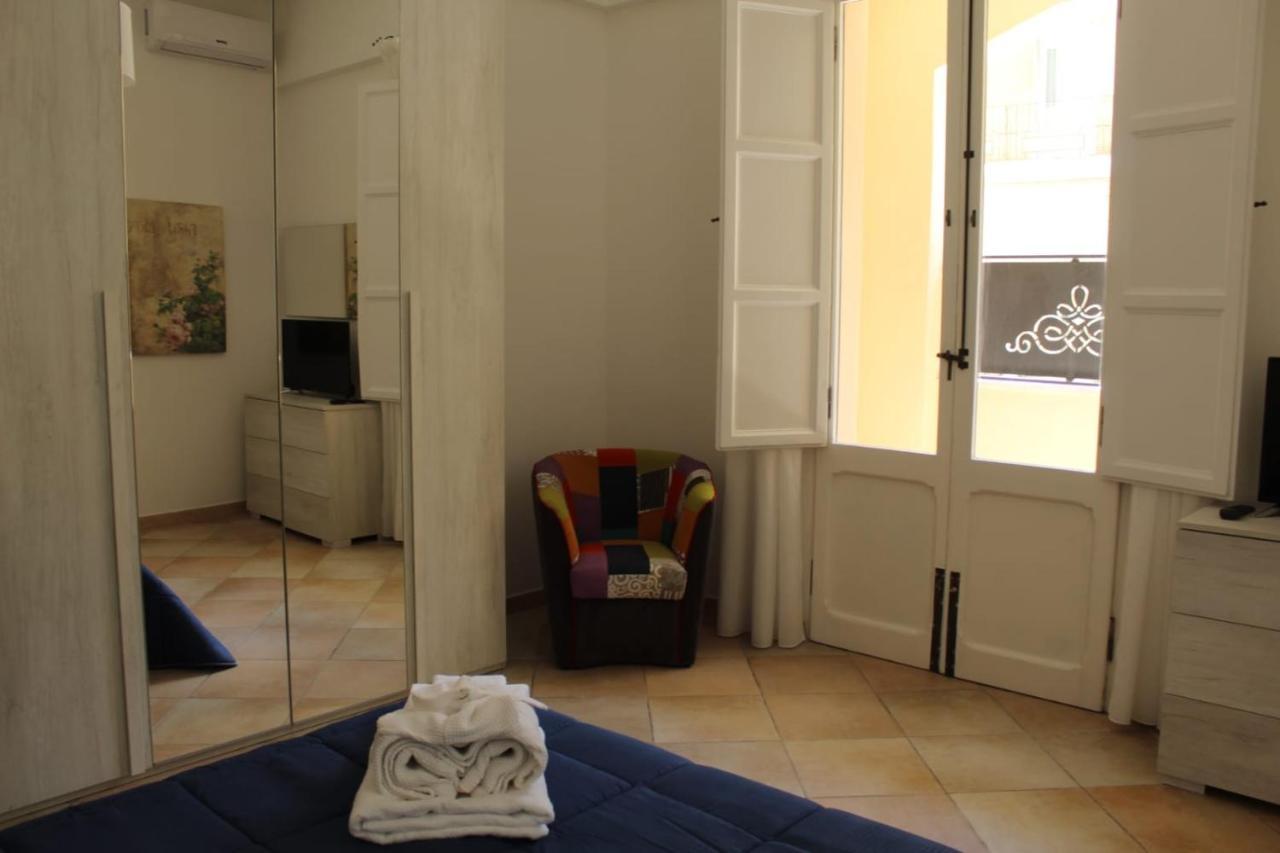 Ohana: Casa Nel Centro Di Лечче Екстер'єр фото